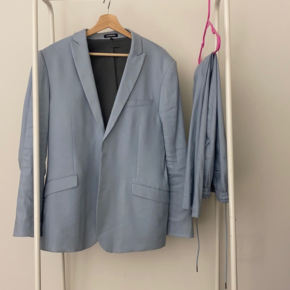 Express Men’s Suit